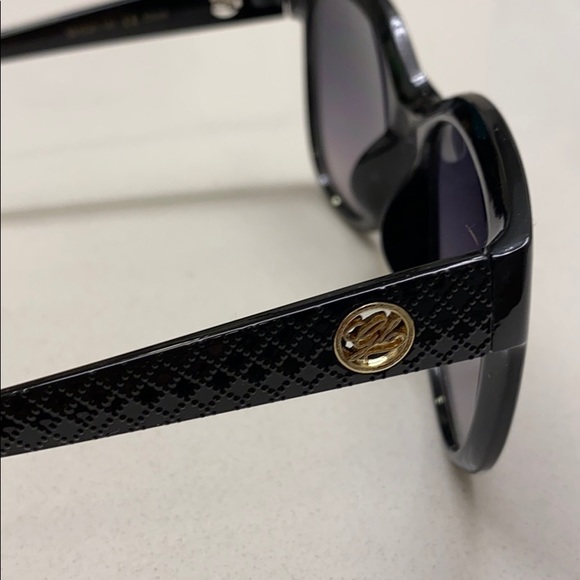 GLO Women’s Black Sunglasses - Picture 4 of 7